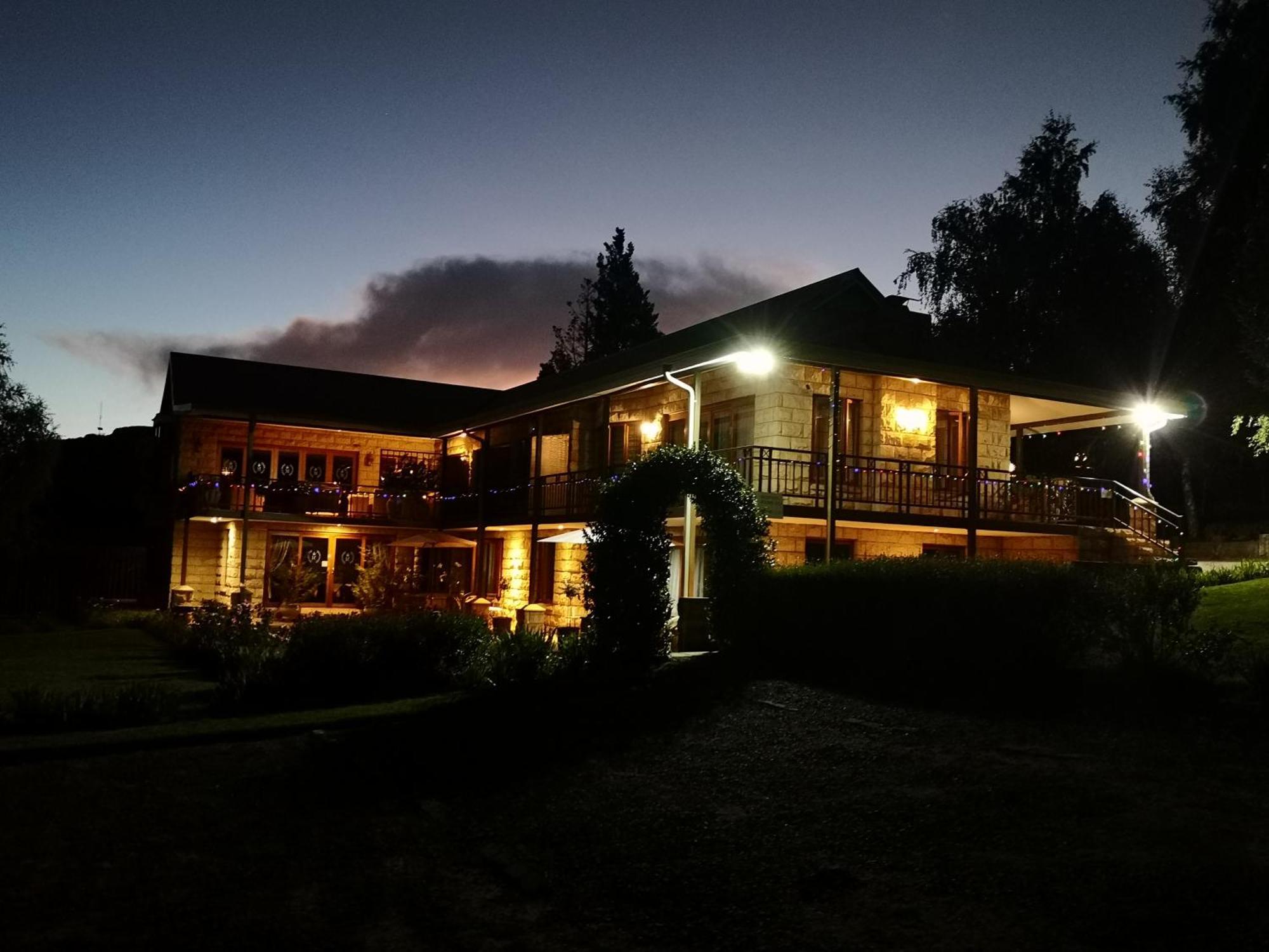 Mt Horeb Manor Кларенс Екстериор снимка