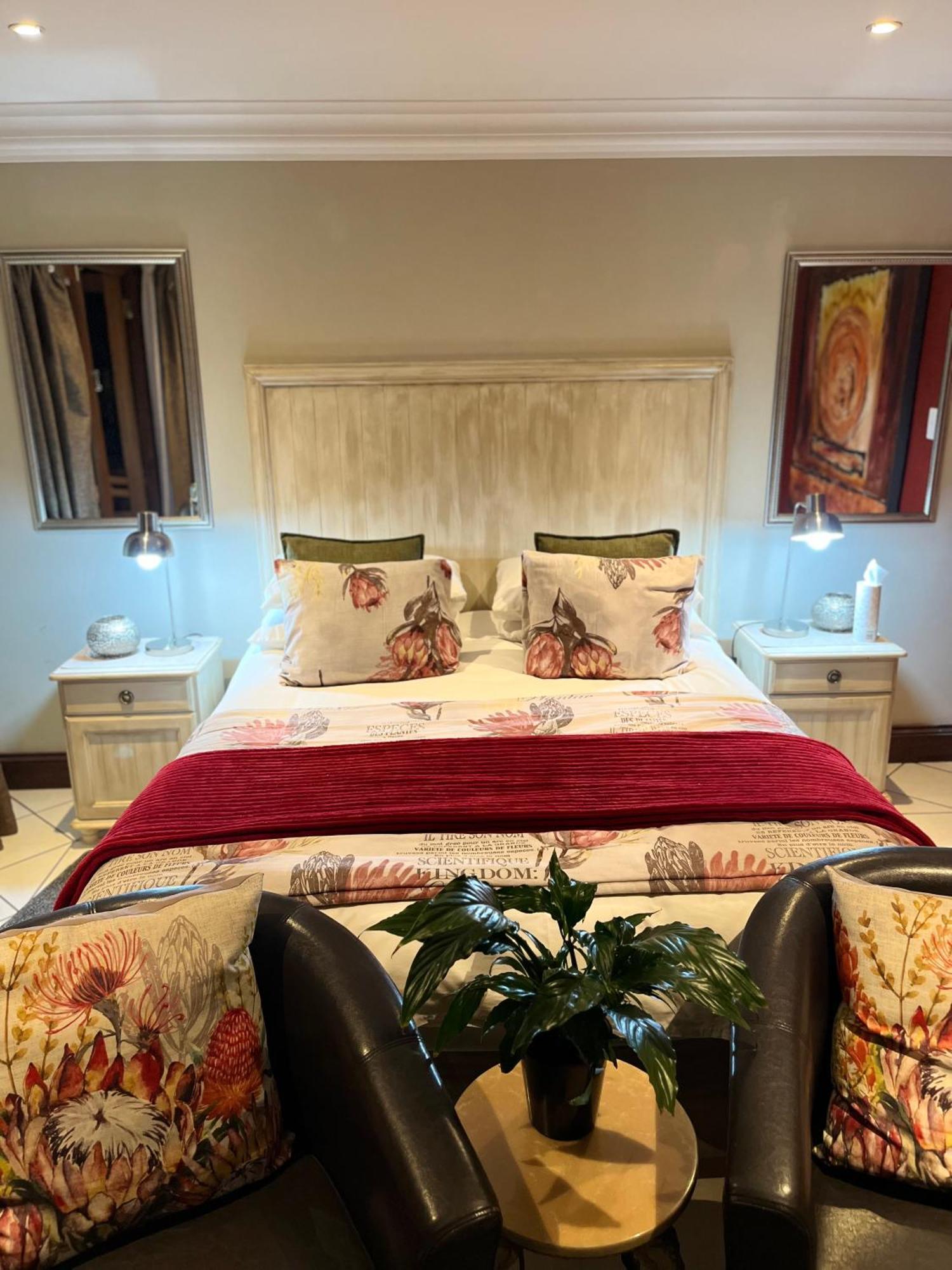Mt Horeb Manor Кларенс Екстериор снимка